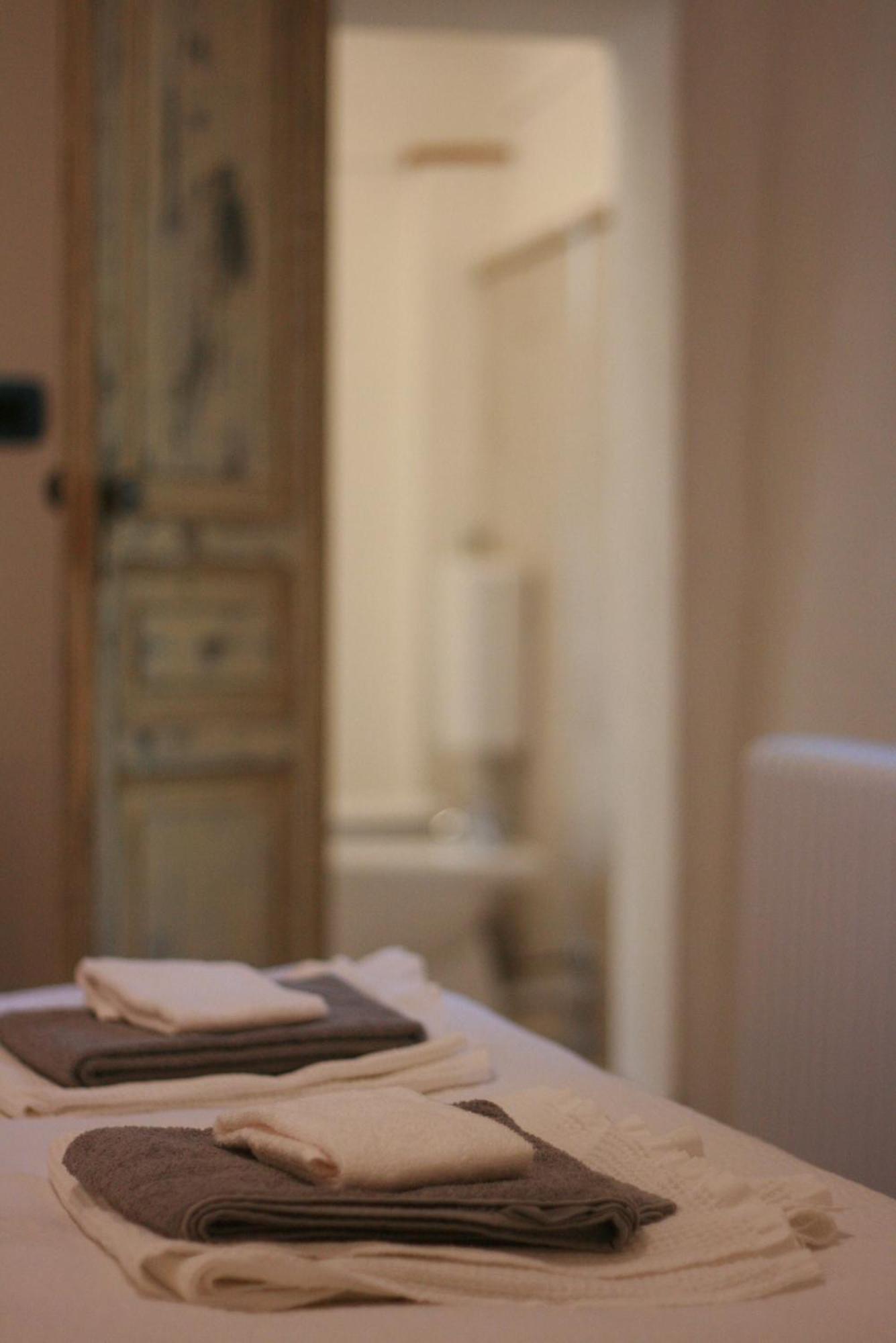 Agriturismo Alveare フィナーレ・リーグレ 部屋 写真